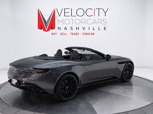 Used 2019 Aston Martin DB11 Volante image 14