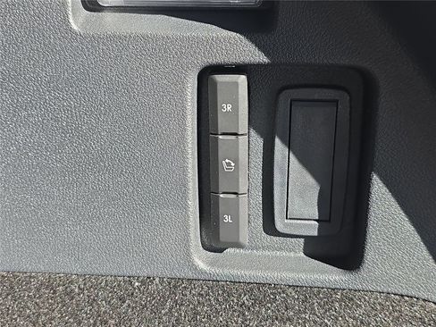 New 2026 Lincoln Aviator Reserve AWD/4WD image 26