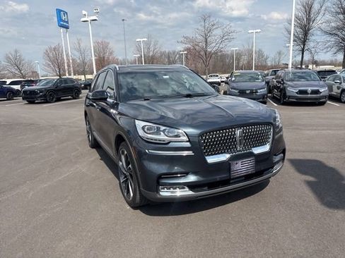 Used 2022 Lincoln Aviator Reserve w/ Equipment Group 201A image 5