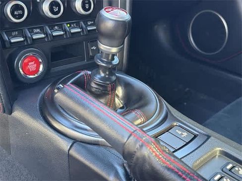 Used 2018 Subaru BRZ tS image 25