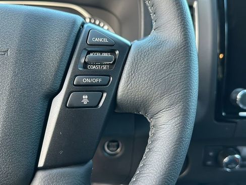 Used 2024 Nissan Frontier SV w/ SV Convenience Package image 20