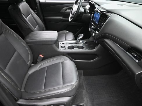 Used 2023 Chevrolet Traverse LT w/ LT Premium Package AWD/4WD image 9