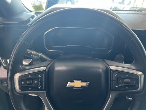 Used 2023 Chevrolet Silverado 1500 LT w/ Z71 Off-Road Package AWD/4WD image 22