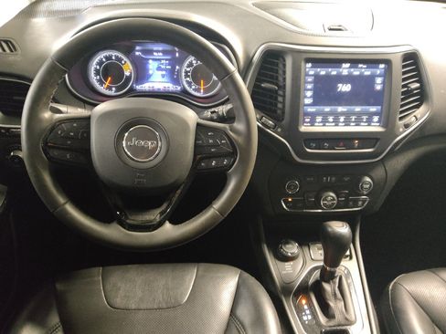 Used 2023 Jeep Cherokee Altitude Lux w/ Mopar Interior Package AWD/4WD image 22