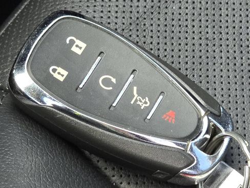 Used 2020 Chevrolet Equinox Premier FWD image 35