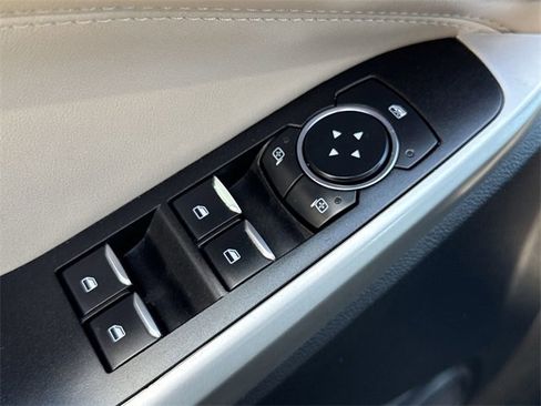 Certified 2021 Ford Explorer XLT w/ Equipment Group 202A image 22