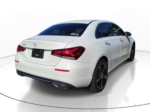 Used 2022 Mercedes-Benz A 220 image 5