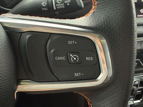 Used 2023 Jeep Gladiator Mojave w/ Dual Top Group AWD/4WD image 16