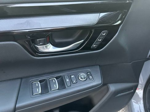 Used 2025 Honda CR-V EX-L image 10