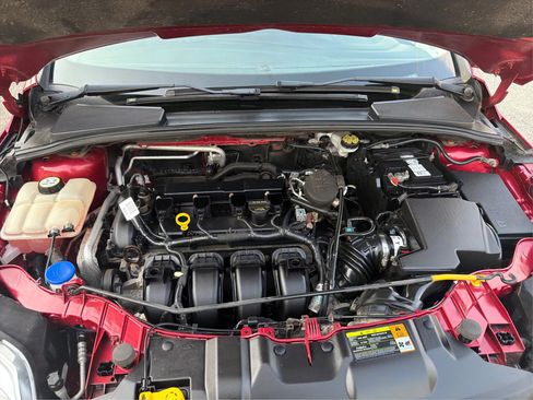 Used 2012 Ford Focus SEL FWD image 13