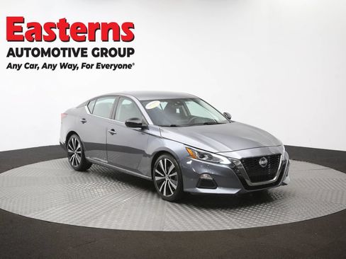 Used 2022 Nissan Altima 2.5 SR FWD image 49