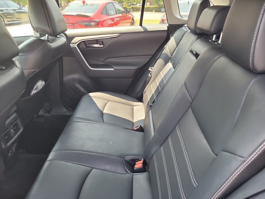 Used 2021 Toyota RAV4 XLE Premium FWD image 25