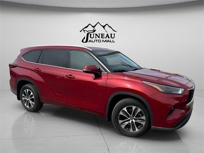 Used 2022 Toyota Highlander XLE