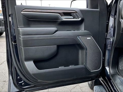 Used 2024 GMC Sierra 1500 SLT w/ SLT Premium Plus Package image 20