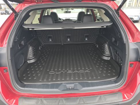 Used 2022 Subaru Outback Limited image 16
