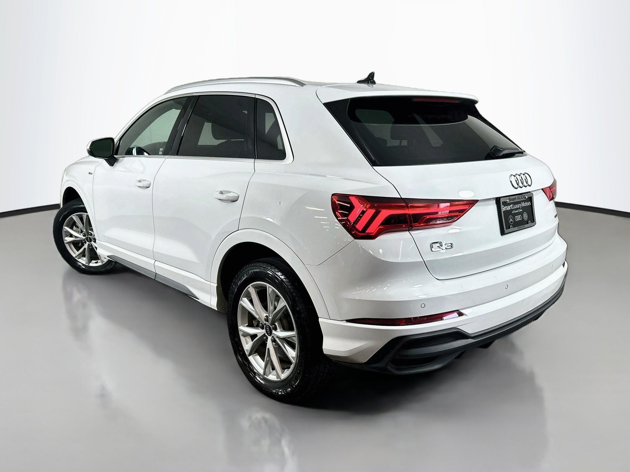 Used 2025 Audi Q3 2.0T Premium AWD/4WD image 5