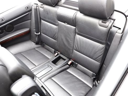 Used 2011 BMW 335i Convertible RWD image 28