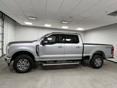 Used 2024 Ford F350 Lariat image 7