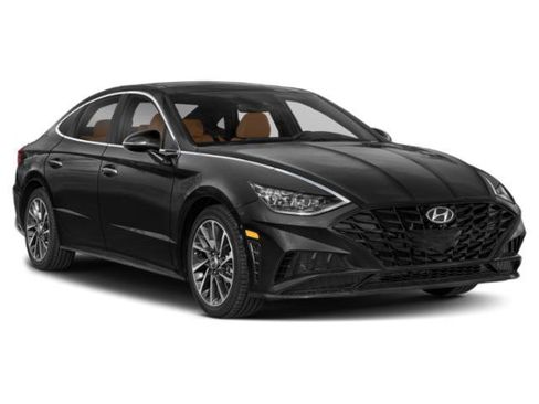 Used 2023 Hyundai Sonata Limited FWD image 9
