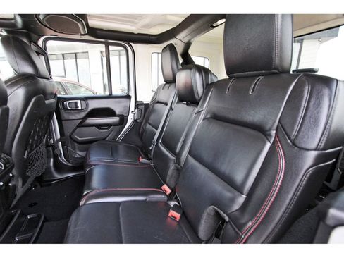 Used 2019 Jeep Wrangler Unlimited Rubicon AWD/4WD image 29