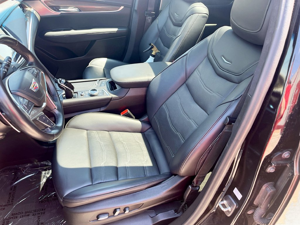 Used 2022 Cadillac XT5 Sportv w/ Platinum Package AWD/4WD image 20