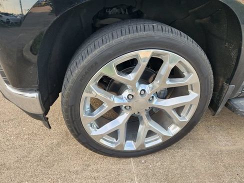 Used 2021 Chevrolet Silverado 1500 LT RWD image 9