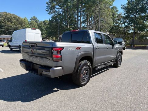 Used 2025 Nissan Frontier PRO-4X AWD/4WD image 5