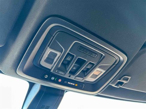 Used 2021 Chevrolet Silverado 2500 High Country w/ Z71 Off-Road Package image 33