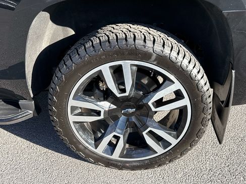 Used 2020 Chevrolet Tahoe Premier AWD/4WD image 7