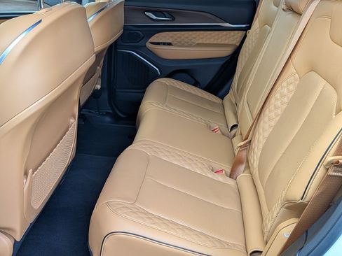 Certified 2022 Jeep Grand Cherokee Summit image 36