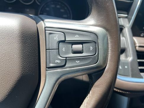 Used 2021 Chevrolet Tahoe Z71 w/ Z71 Signature Package AWD/4WD image 23