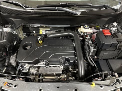 New 2026 Chevrolet Equinox LT w/ Safety and Technology Package AWD/4WD image 24