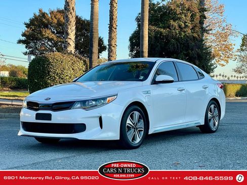Used 2017 Kia Optima EX image 23
