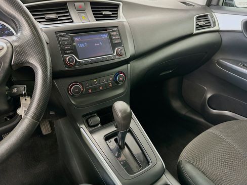 Used 2018 Nissan Sentra S image 25