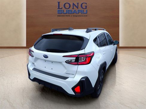 Used 2024 Subaru Crosstrek 2.5i Limited image 9