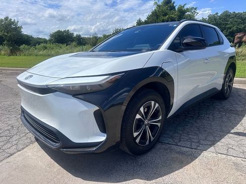 Used 2024 Toyota bZ4X FWD w/ Weather Package image 2