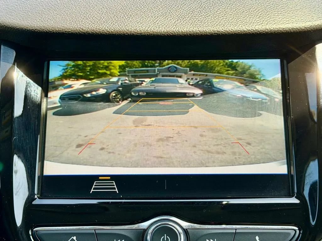 Used 2019 Chevrolet Trax LS FWD image 22