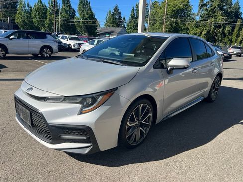 Used 2022 Toyota Corolla XSE w/ Carpet Mat Package (TMS) FWD image 2