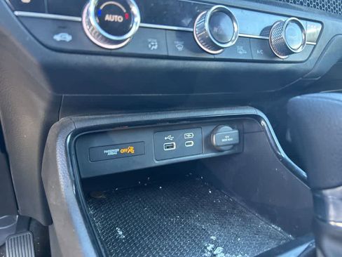 Used 2023 Honda CR-V EX image 17