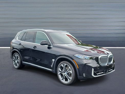 New 2026 BMW X5 xDrive40i AWD/4WD image 2