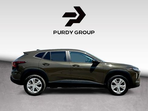 Used 2024 Chevrolet Trax LS FWD image 9