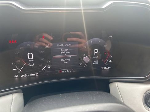 Used 2024 GMC Canyon AT4X image 11