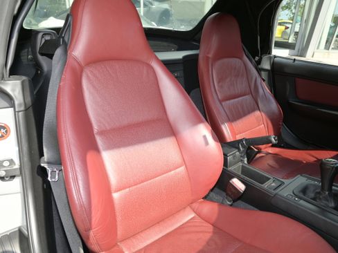 Used 1996 BMW Z3 1.9 image 36