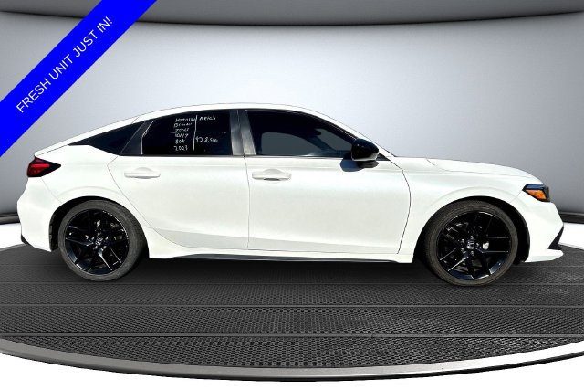 Used 2023 Honda Civic Sport image 4
