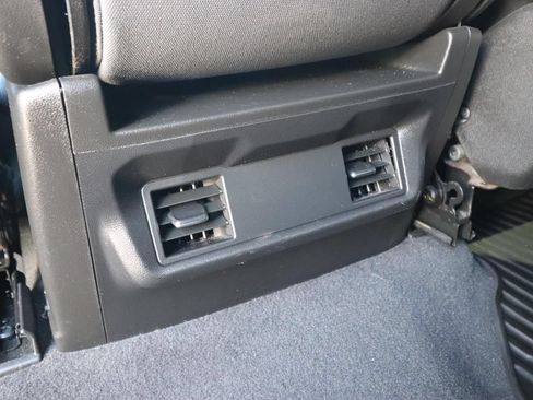 Used 2022 Chevrolet Silverado 1500 Custom AWD/4WD image 9
