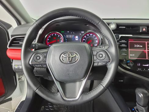 Used 2020 Toyota Camry XSE FWD image 26