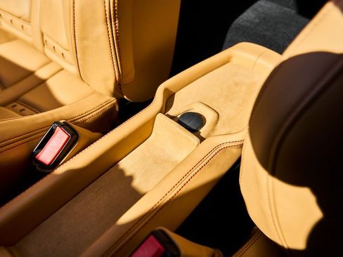 Used 2012 Ferrari 458 Spider RWD image 61