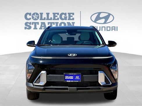 Used 2025 Hyundai Kona SEL AWD/4WD image 4