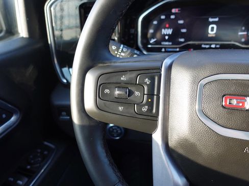 Used 2024 GMC Sierra 1500 Elevation image 39