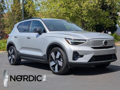 Used 2023 Volvo XC40 Recharge Ultimate AWD/4WD image 1